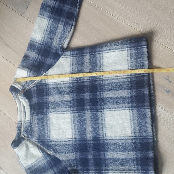 Abercrombie & Fitch top - Picture 6 of 8